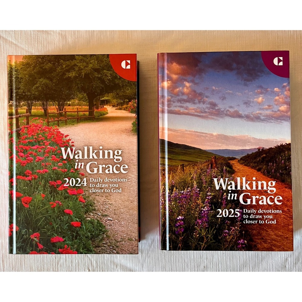 Guideposts Walking in Grace 2024 2025โ Daily Devotional Hardcover Book Set 2pc
